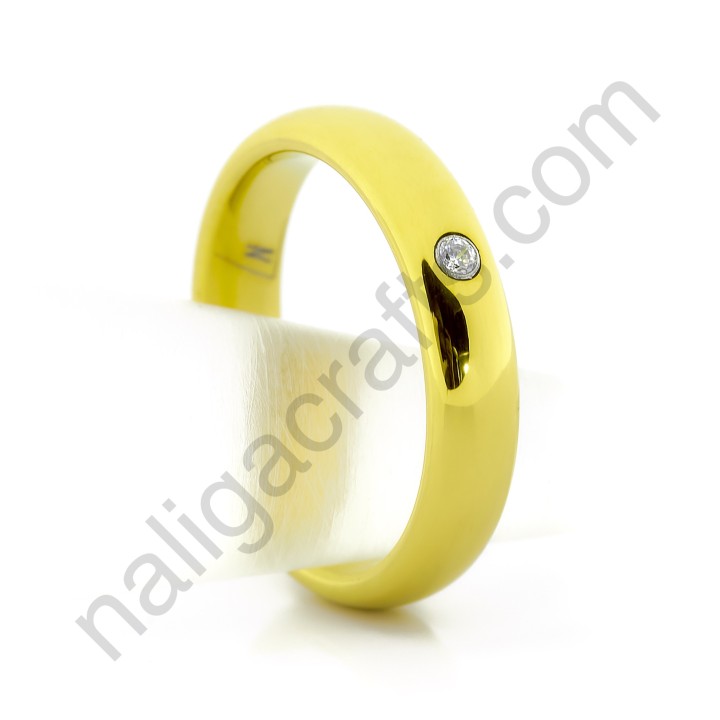 แหวนทังสเตนคาร์ไบด์ รุ่นคลาสสิคฝังเพชร สีทอง (4มม.)