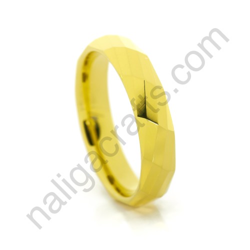 แหวนทังสเตนคาร์ไบด์สีทอง ลายเหลี่ยมเพชร (4มม.)
